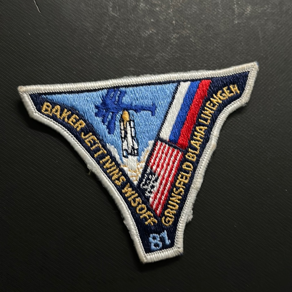 Vintage 80’s NASA Space Travel Triangle Patch USA Satellite Voyage Retro Fashion - Picture 1 of 4